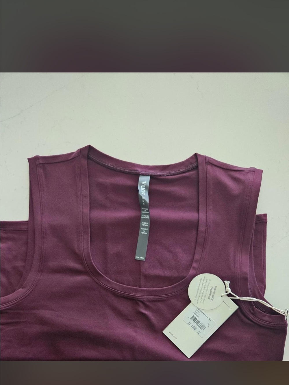 Vuori Halo Essential Scoop Tank - Plum